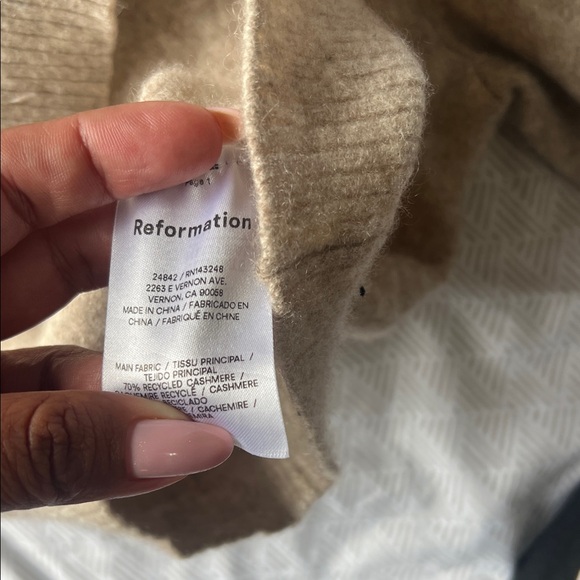 Reformation jeans cashmere  Taupe Crew Neck Sweater - Picture 4 of 10